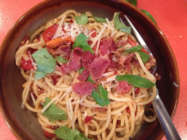 Olas & Chanclas | Pasta with Marinated Roasted Peppers and Bacon